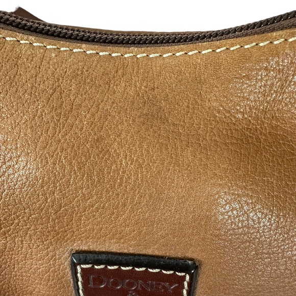Dooney & Bourke - Tan Leather Mini East West Slouch Shoulder Bag - Picture 15 of 16